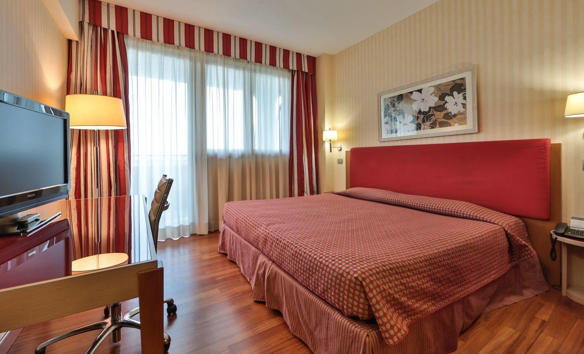 Unaway Hotel & Residence Quark Due Milano Buitenkant foto