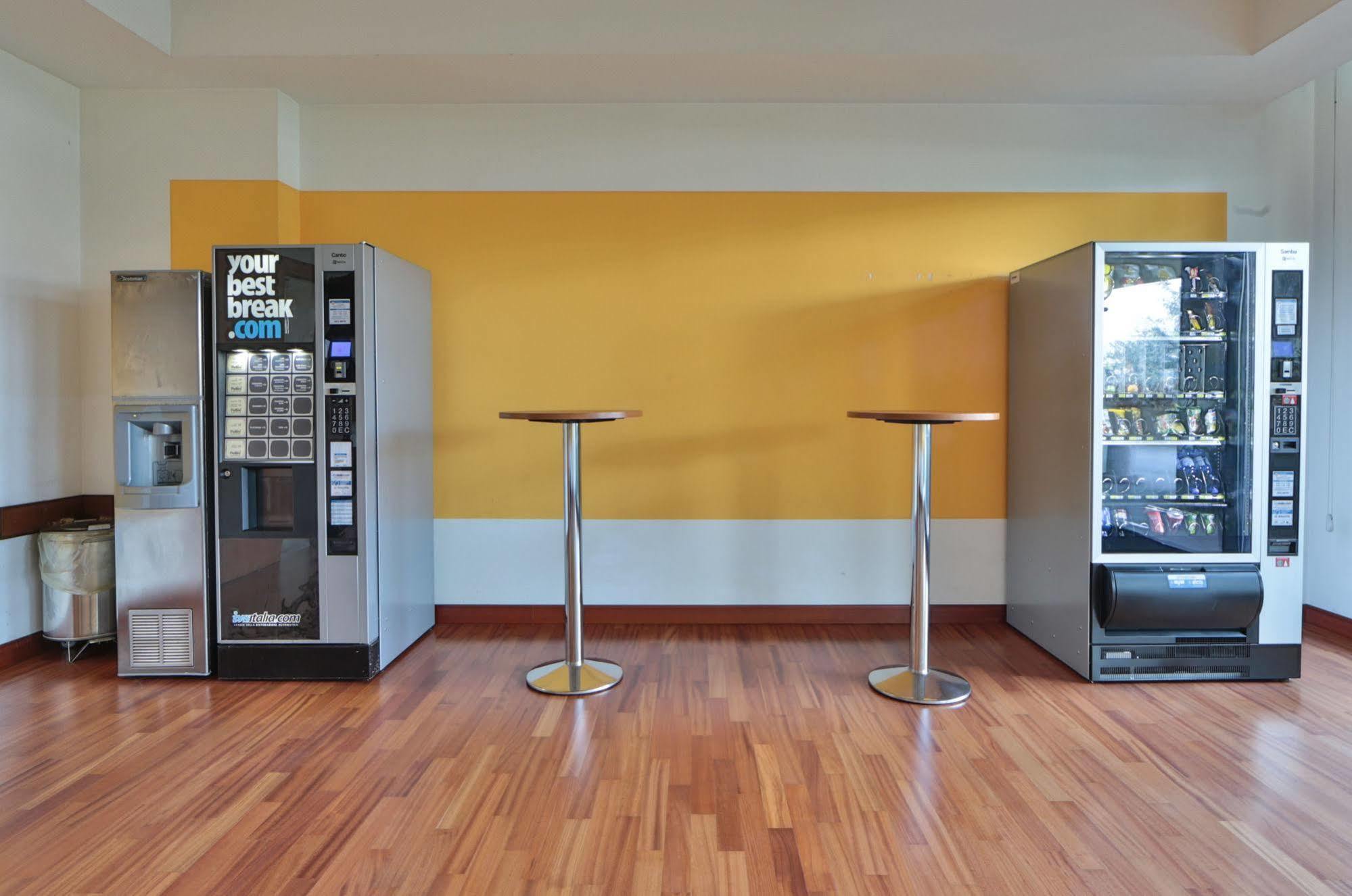 Unaway Hotel & Residence Quark Due Milano Buitenkant foto